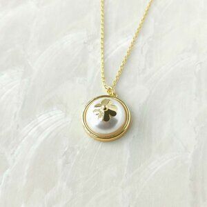 Kate Spade • Pearls On Pearls Gold White Pendant Necklace